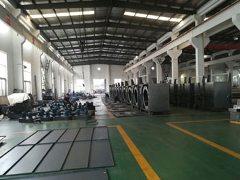 寶進(jìn)機(jī)械車(chē)間