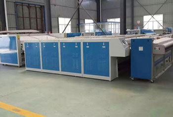 寶進(jìn)機(jī)械車(chē)間